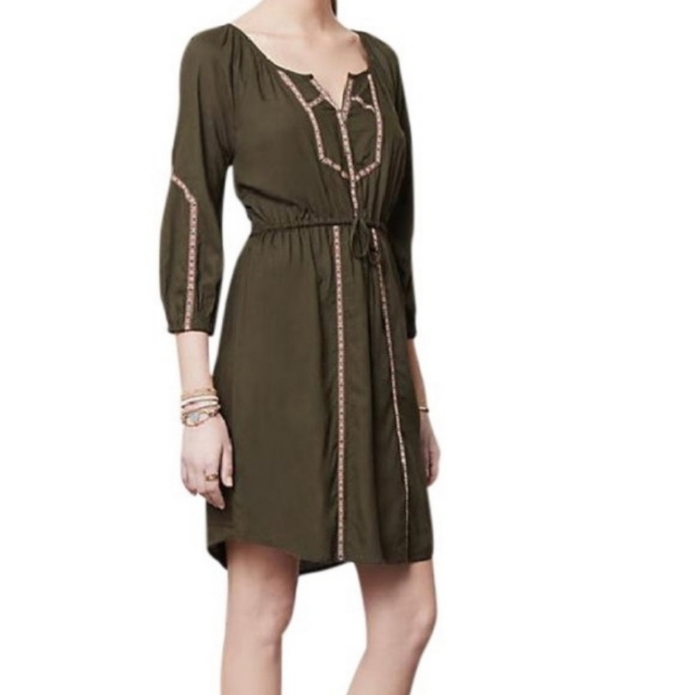 Edme & Esllyte khaki green trim dress
